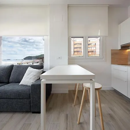 Apartamentos Egona Zarautz Sobre El Mar Exterior photo
