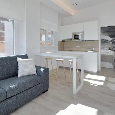 Apartamentos Egona Zarautz Sobre El Mar Exterior photo